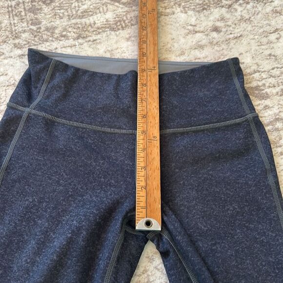 Athleta elation Black and Gray Ombre Leggings XS - Picture 7 of 9